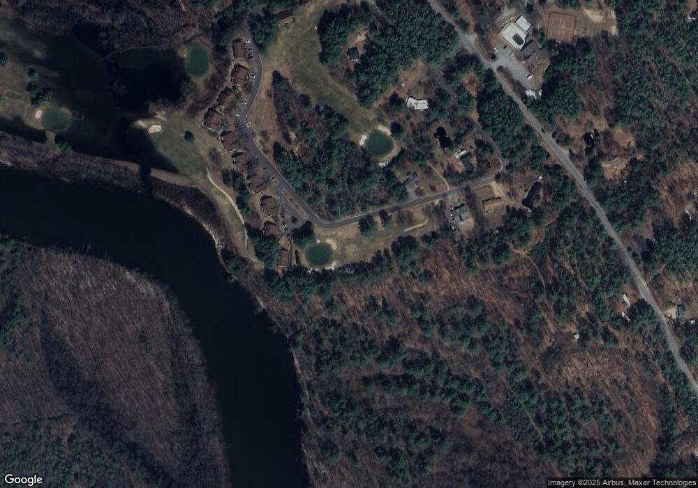 55 Fairway Dr unit 4, Ashland, NH 03217 - photo 1