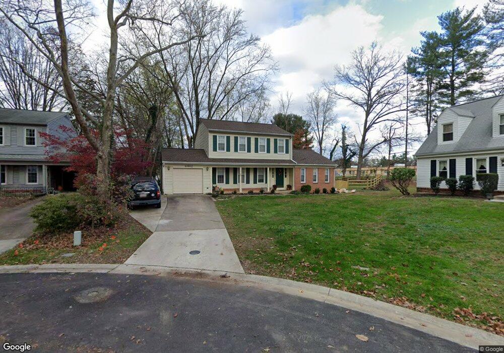 10932 Battersea Ln, Columbia, MD 21044 - photo 1