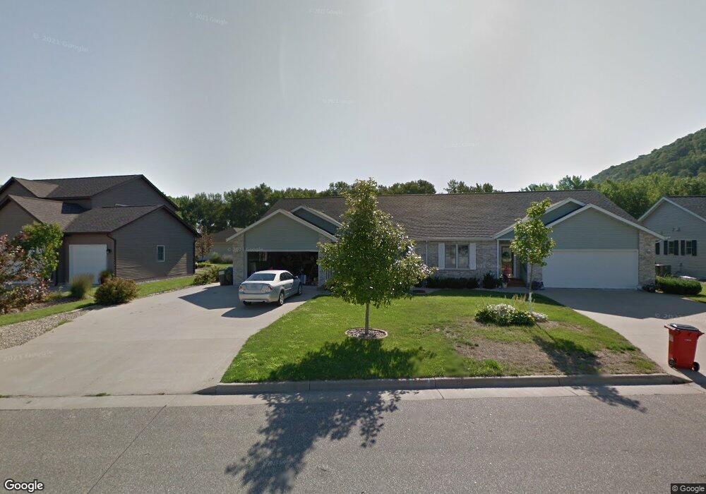 126 Waterford Cir, Winona, MN 55987 - photo 1