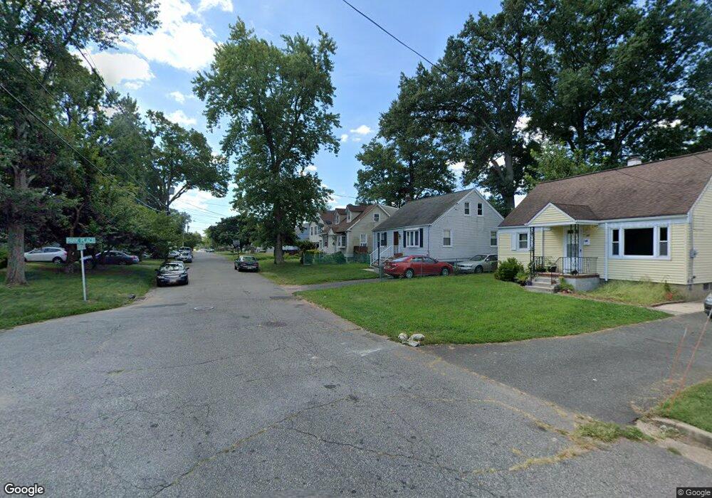 409 N Lincoln Ave, Middlesex, NJ 08846 - photo 1