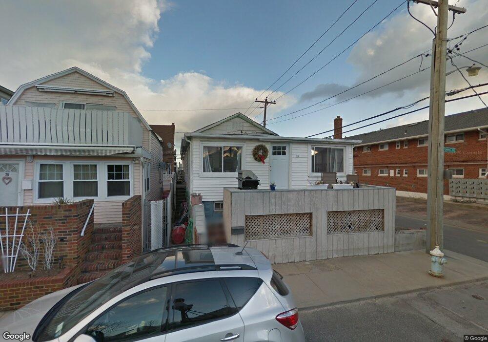 24 Wyoming Ave, Long Beach, NY 11561 - photo 1