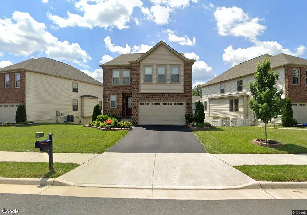 42507 Oxford Forest Cir, Chantilly, VA 20152 - photo 1