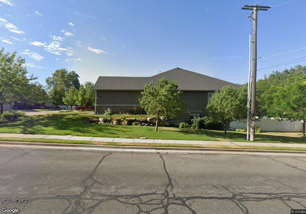 232 E 400 N unit C, Centerville, UT 84014 - photo 1