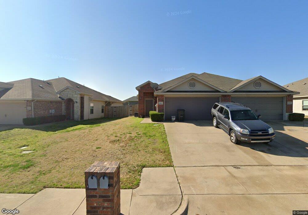 1041 Newcastle Dr, Weatherford, TX 76086 - photo 1