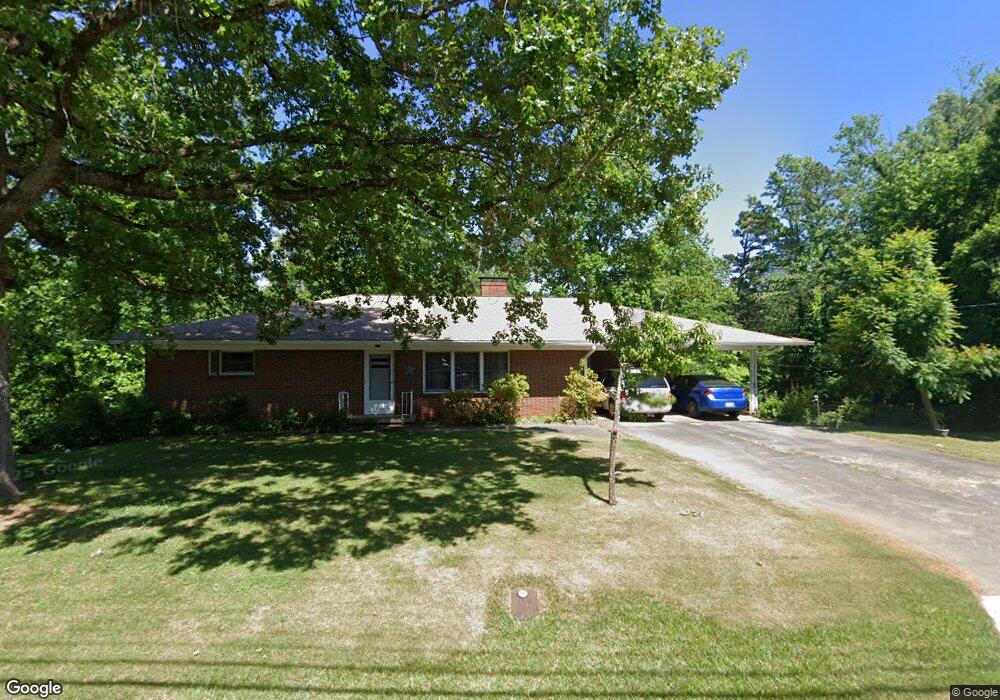 532 Chenocetah Dr, Cornelia, GA 30531 - photo 1
