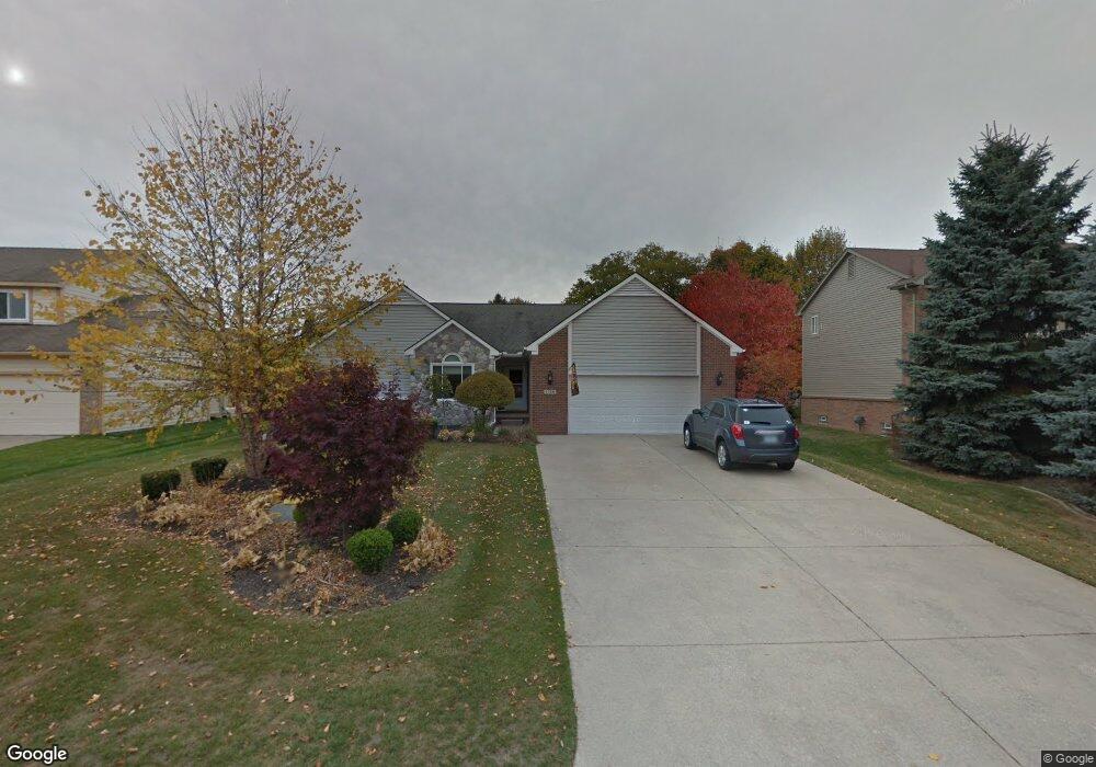 1738 Cardinal Ridge, West Bloomfield, MI 48324 - photo 1