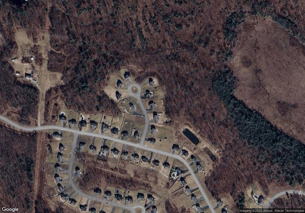 14 Sophie Cir, Hooksett, NH 03106 - photo 1