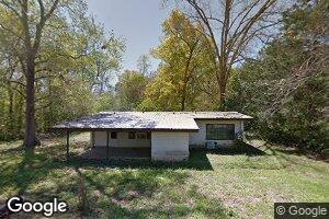 208 S Beech St, Port Gibson, MS 39150