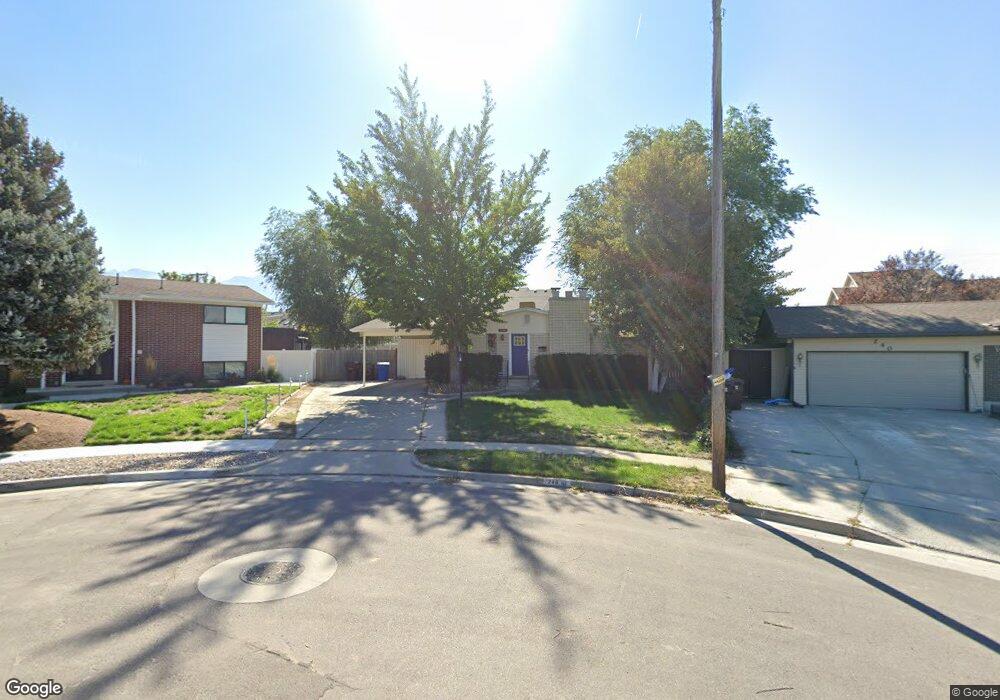 246 E Marla Way, Midvale, UT 84047 - photo 1