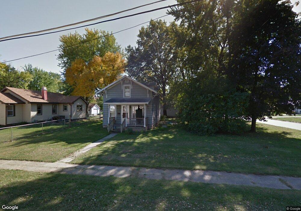 1001 N 9th Ave E, Newton, IA 50208 - photo 1