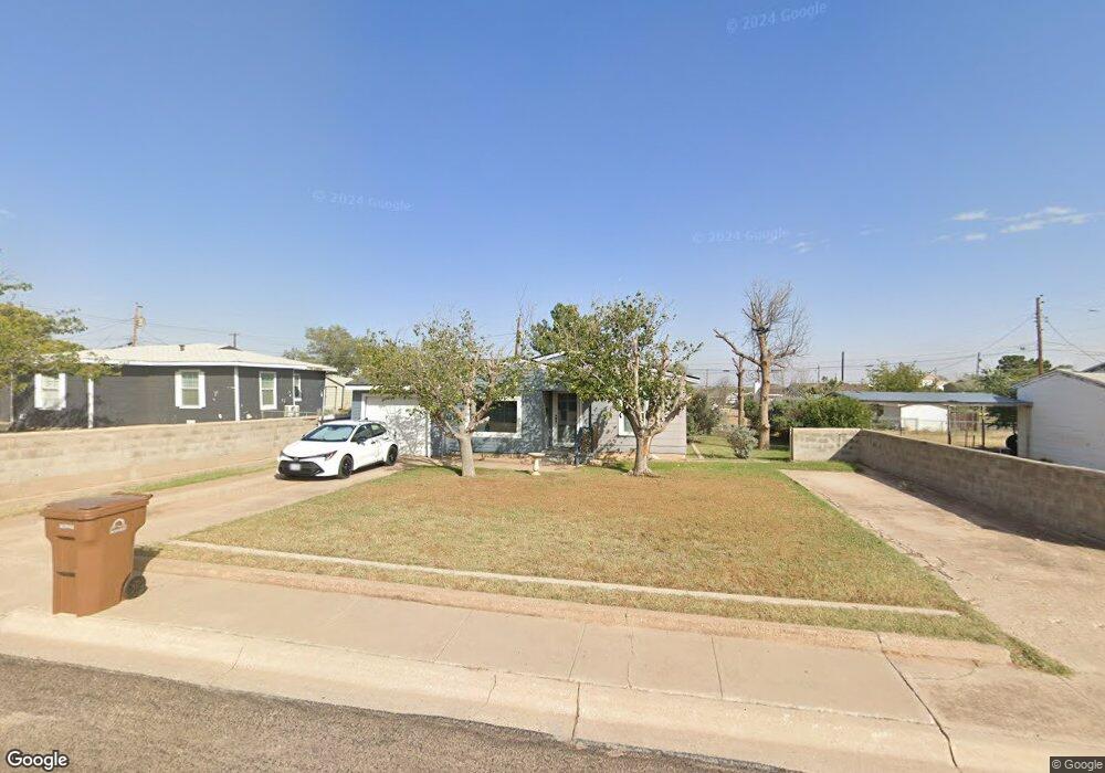 1107 Lamar Ave, Big Spring, TX 79720 - photo 1