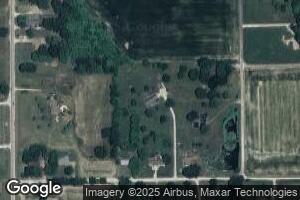 119 Maple St, Benld, IL 62009