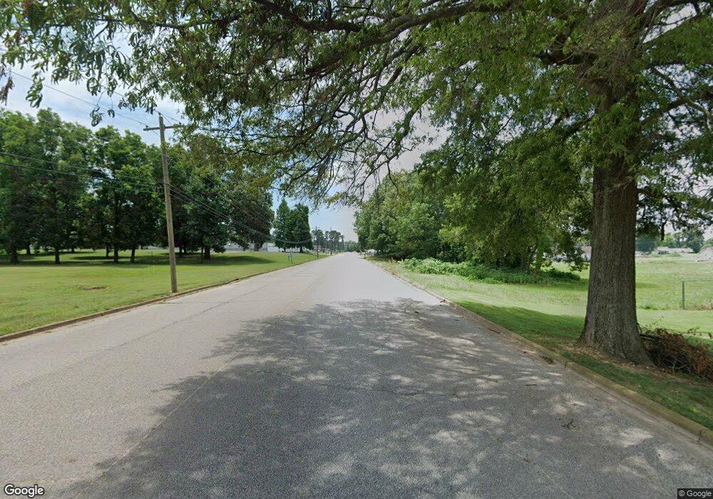 000 Viking Dr, Humboldt, TN 38343 - photo 1