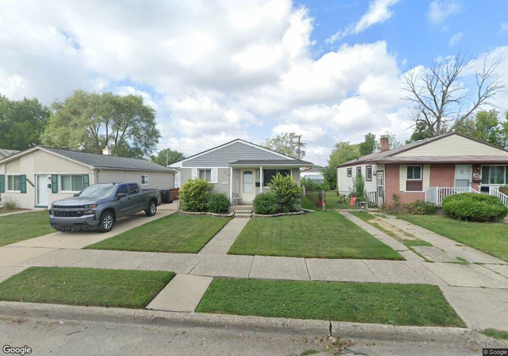 26235 Belanger St, Roseville, MI 48066 - photo 1