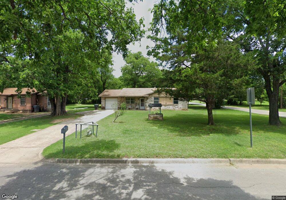 1117 3rd Ave NE, Ardmore, OK 73401 - photo 1