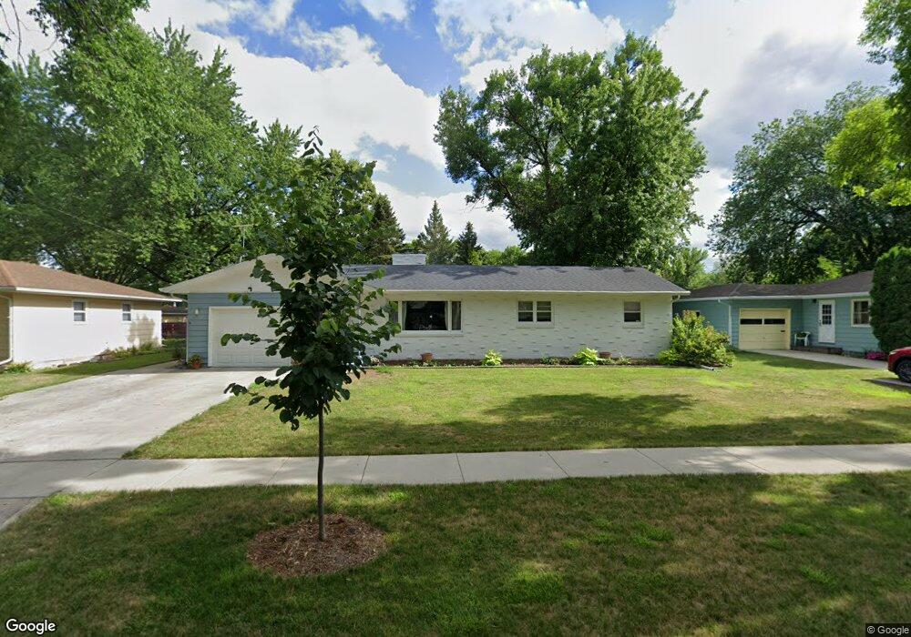110 23rd Ave N, Fargo, ND 58102 - photo 1