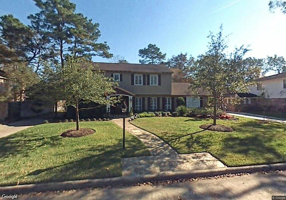 318 Duncaster Dr, Houston, TX 77079 - photo 1