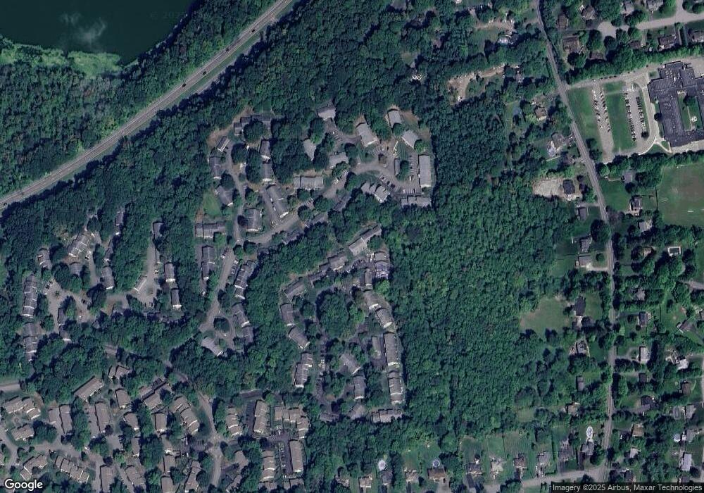 106 Village Rd unit E, Yorktown Heights, NY 10598 - photo 1