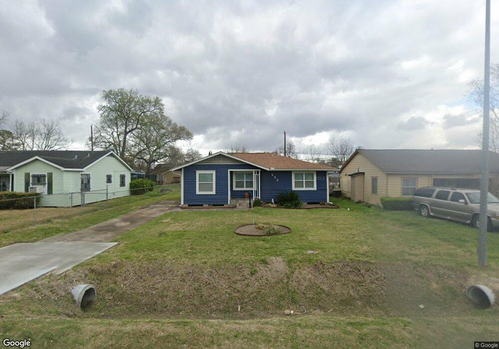 257 Tallant St, Houston, TX 77076 - photo 1