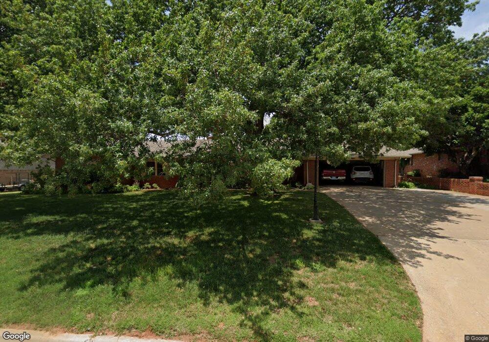 1303 Mccasland Pkwy, Duncan, OK 73533 - photo 1