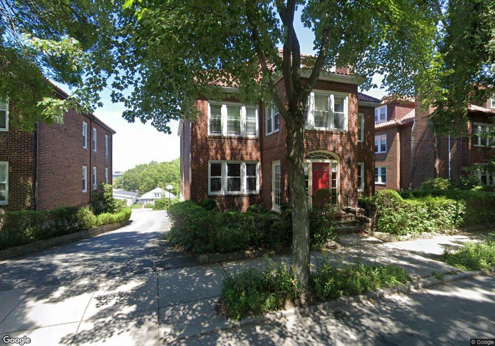 241 Winchester St unit 1, Brookline, MA 02446 - photo 1