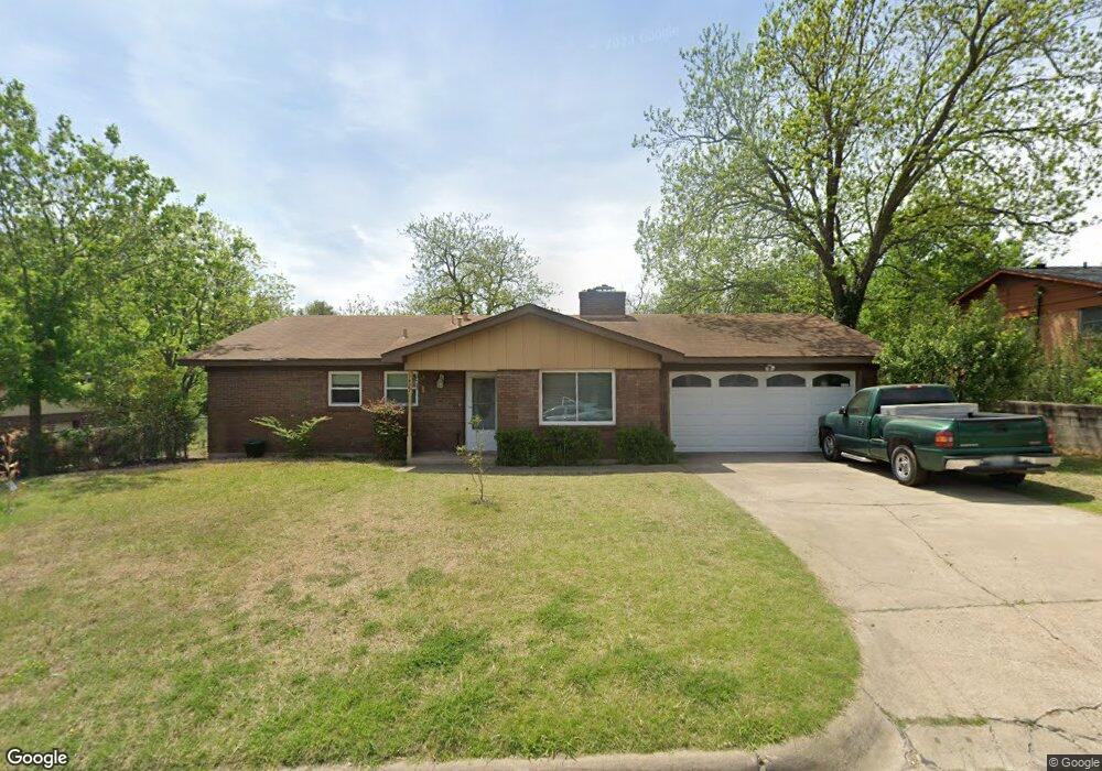 1427 W Ball St, Weatherford, TX 76086 - photo 1