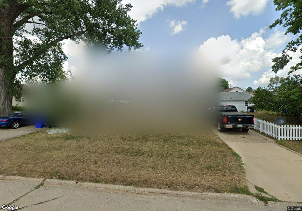 2012 Wiley St SE, Cedar Rapids, IA 52403 - photo 1