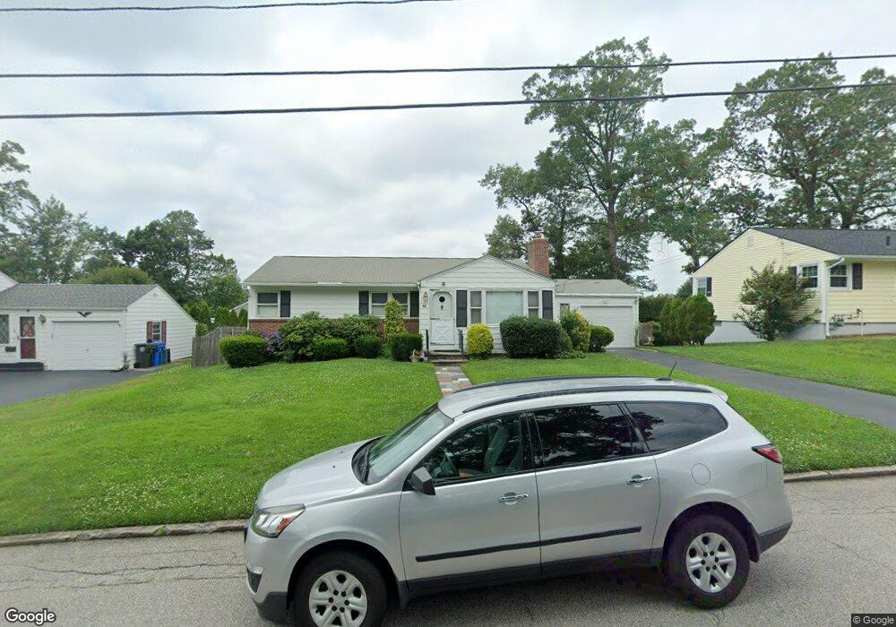 61 Mount View Dr, Cranston, RI 02920 - photo 1