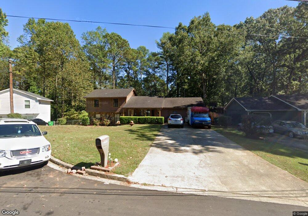 1922 Matthew Way unit 6, Lithonia, GA 30058 - photo 1