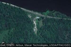 24294 River Valley Dr, Sherrill, IA 52073