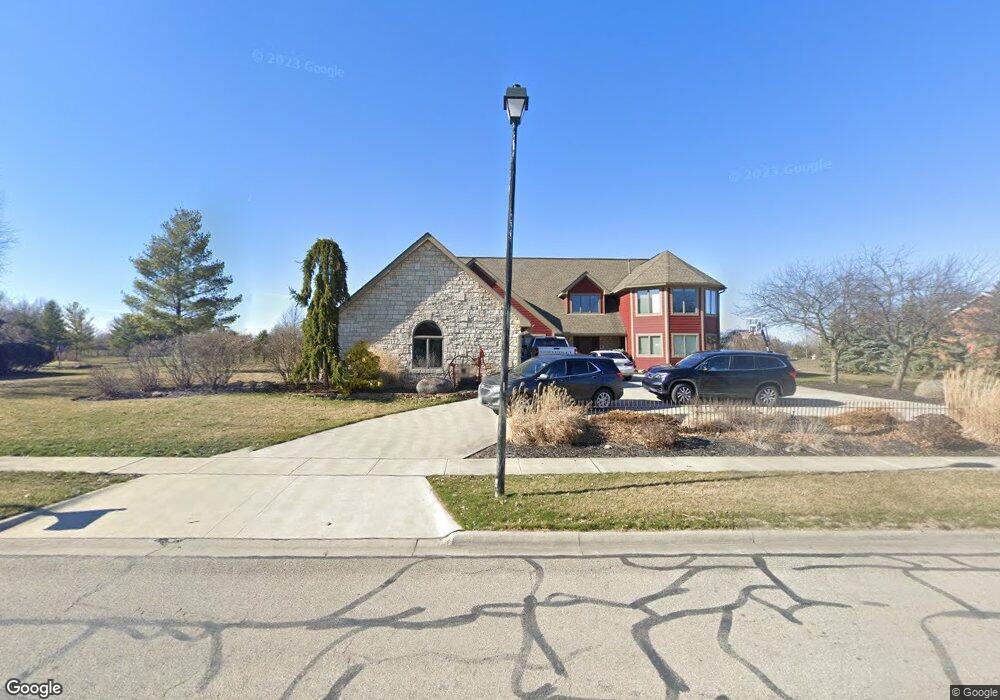 448 Timberview Dr, Marysville, OH 43040 - photo 1