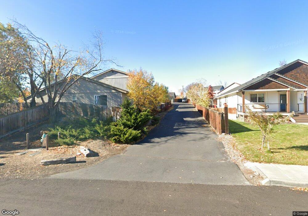 1809 SW 21st St, Redmond, OR 97756 - photo 1