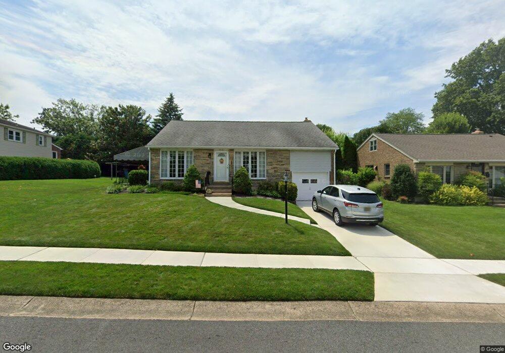 2202 Bradmoor Rd, Wilmington, DE 19803 - photo 1