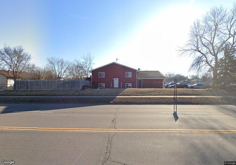 7426 74th Way N, Brooklyn Park, MN 55428 - photo 1