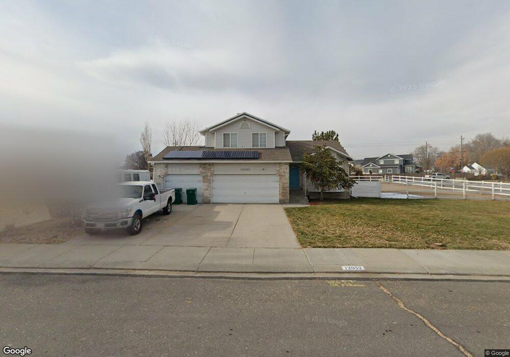12052 Hawes Cir, Riverton, UT 84065 - photo 1