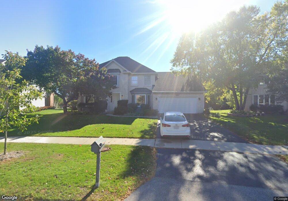 3820 Caine Ct, Naperville, IL 60564 - photo 1