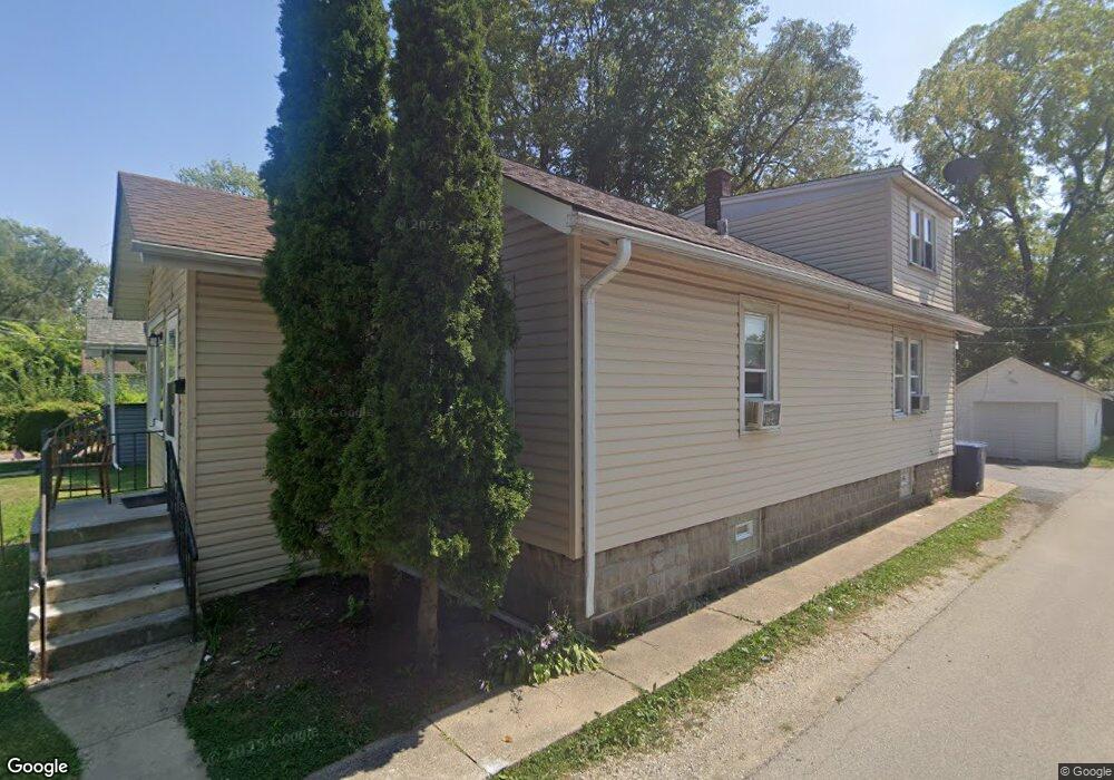 2021 Charron Ln, Waukegan, IL 60085 - photo 1