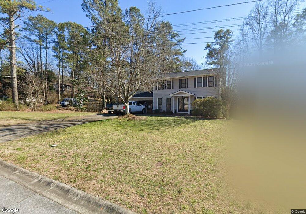 4702 Mountain Creek Dr NE, Roswell, GA 30075 - photo 1