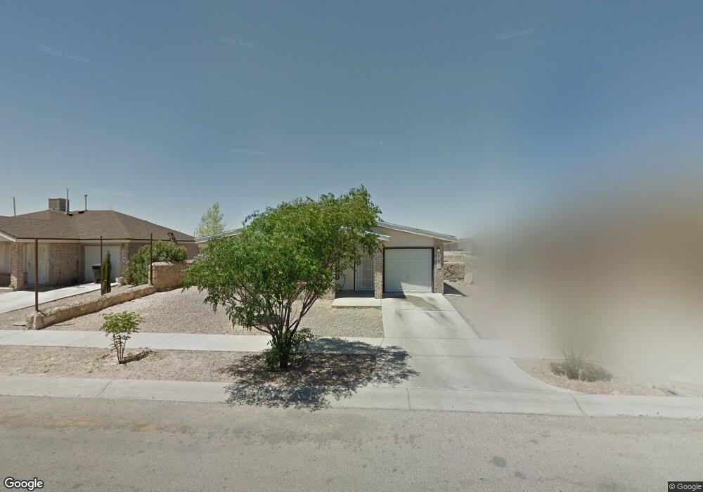 321 Tierra Linda Dr, Horizon City, TX 79928 - photo 1