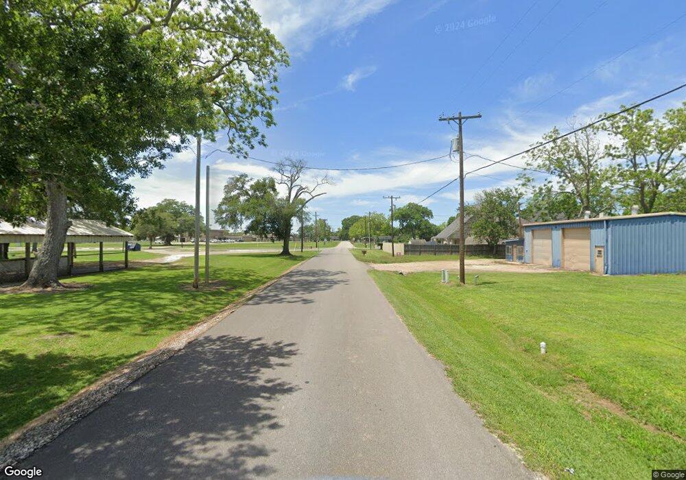 147 Burnett, Brazoria, TX 77422 - photo 1