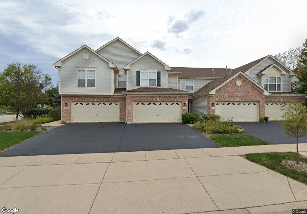 303 Emerald Ln unit 12, Algonquin, IL 60102 - photo 1