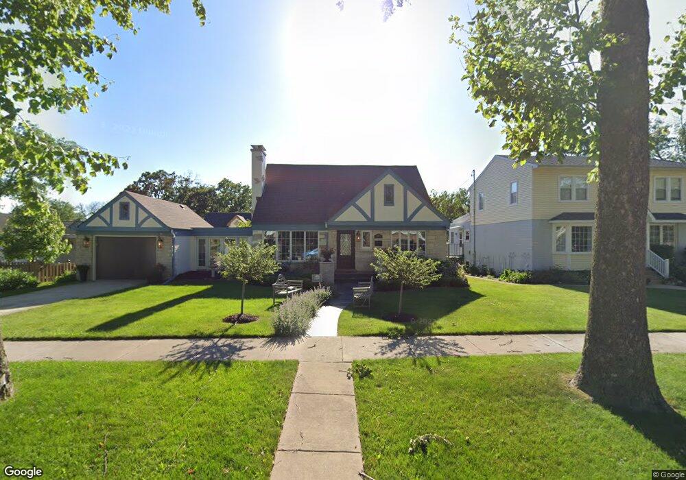 362 N Oaklawn Ave, Elmhurst, IL 60126 - photo 1
