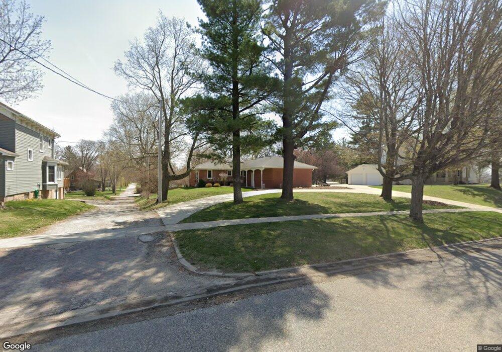 333 S Vine St, West Union, IA 52175 - photo 1