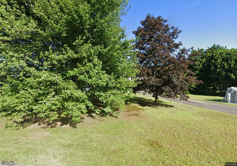 11 Mieczkowski Cir, South Deerfield, MA 01373 - photo 1