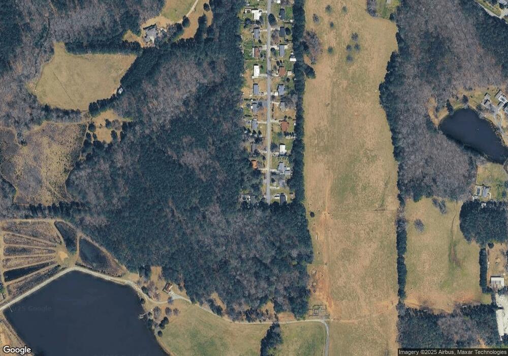 249 Stendal Dr SE, Calhoun, GA 30701 - photo 1