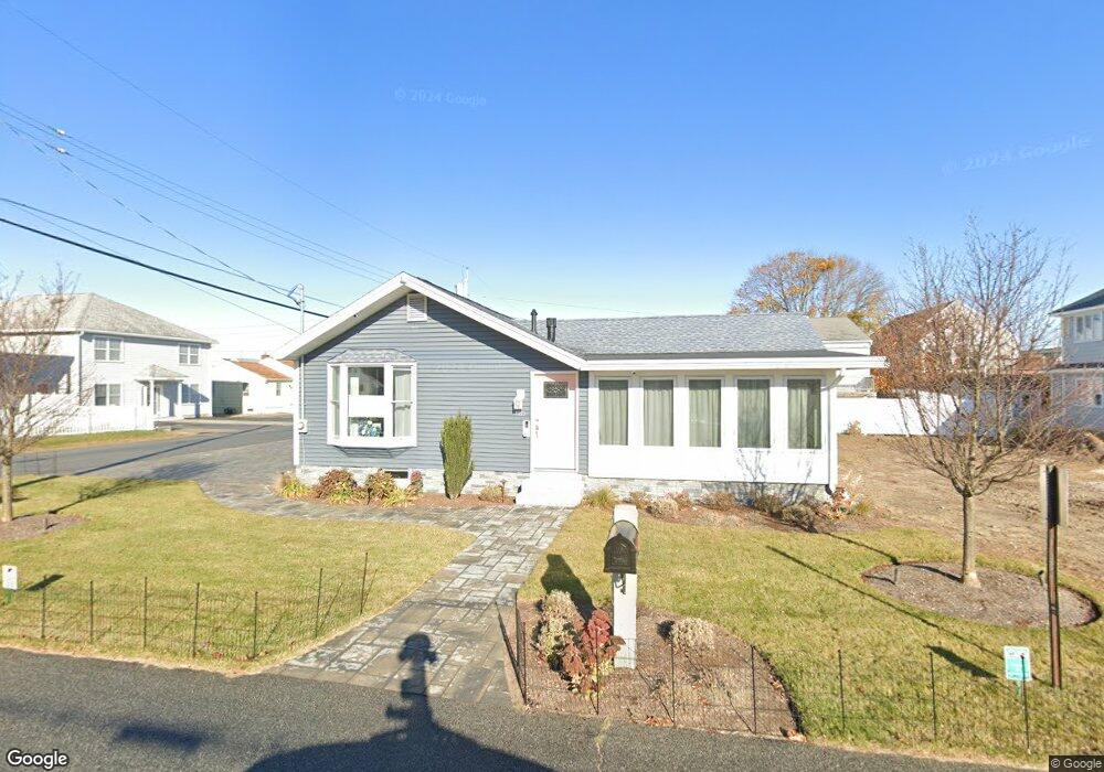 508 Manchester St, Seabrook, NH 03874 - photo 1