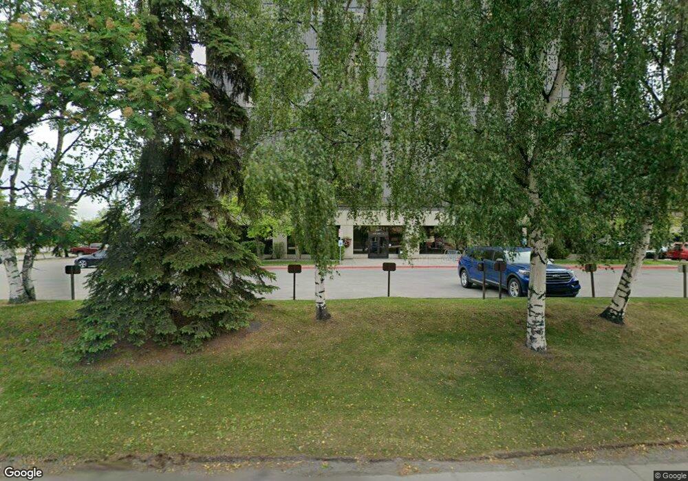 3201 C St unit 201, Anchorage, AK 99503 - photo 1