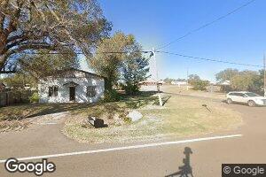 406 E Broadway St, Foss, OK 73647