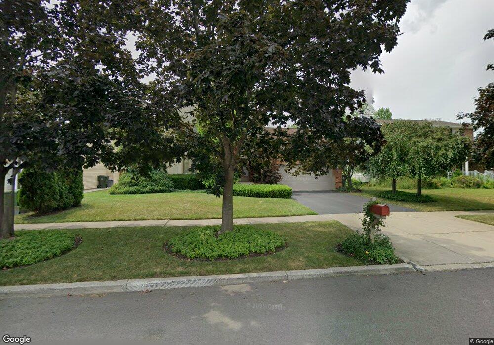 1174 Doebler Dr, North Tonawanda, NY 14120 - photo 1