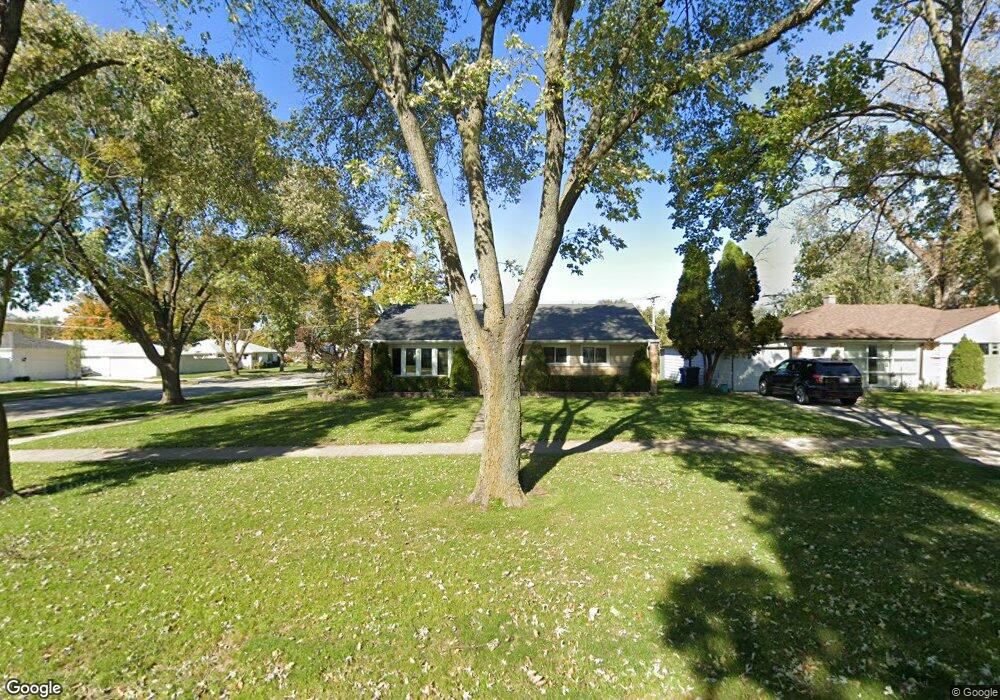 906 E Algonquin Rd, Des Plaines, IL 60016 - photo 1